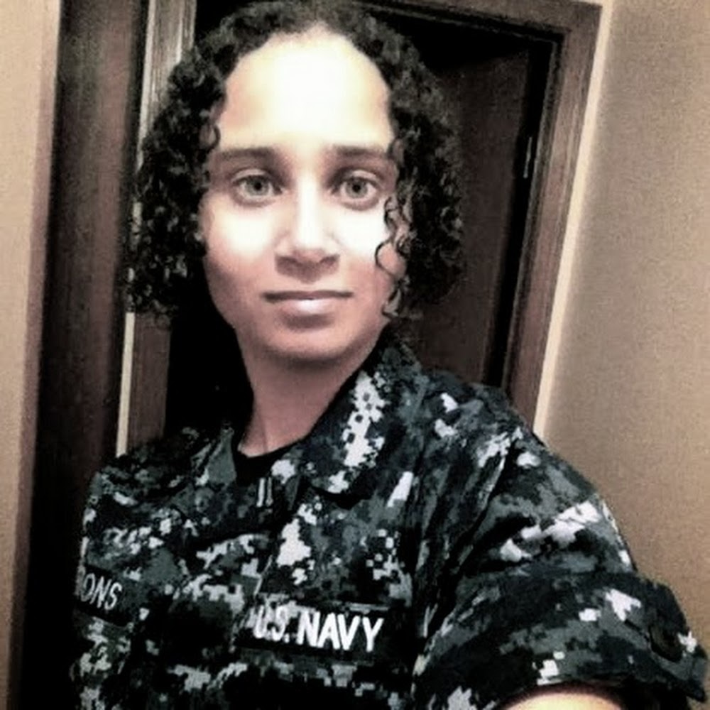 Meet your Posher, Liz